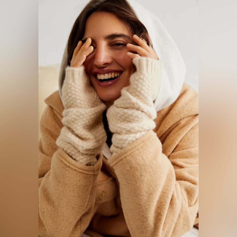 Free People Knit Arm Warmers NWT!